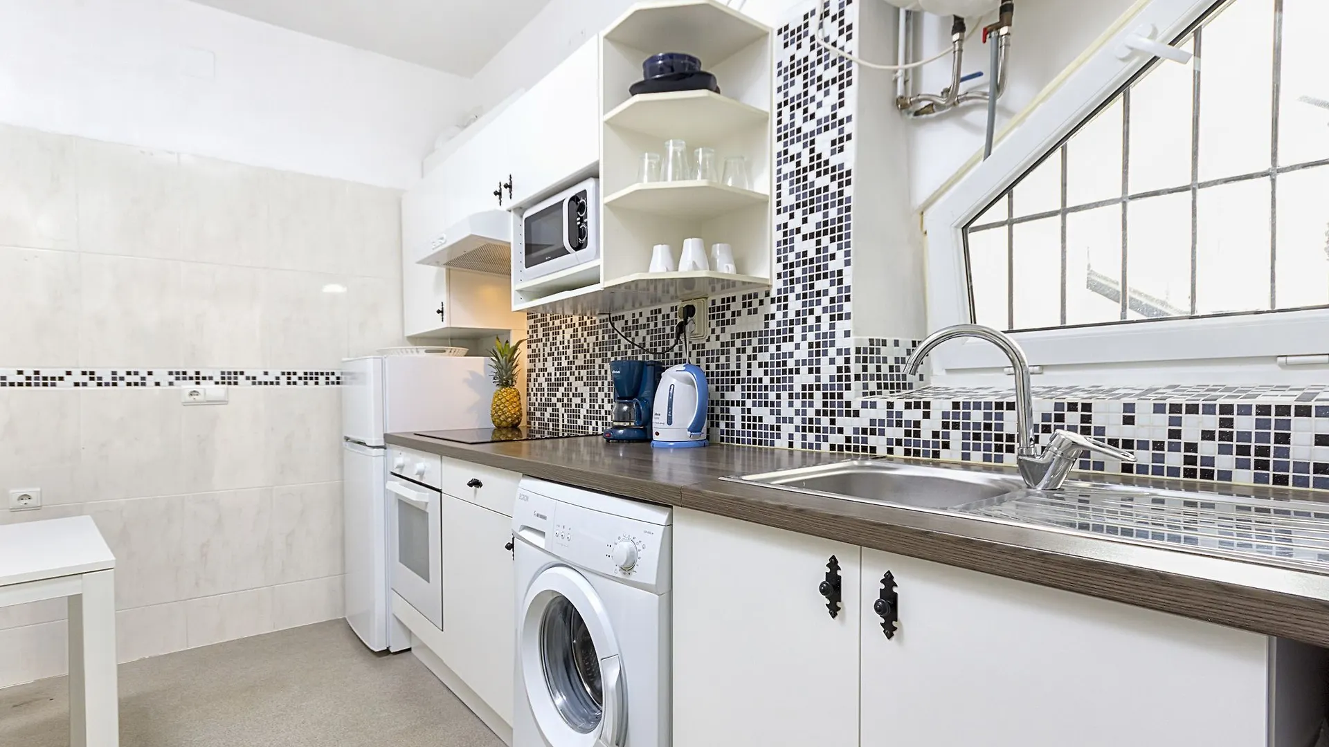 Apartamento Comandante Malaga 0*,  Spain